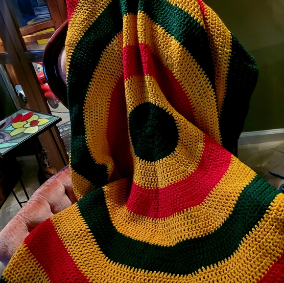 Afghan Handmade Crocheted Rasta Colors - Picture 2 of 2